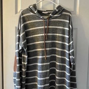 Chicsoul hoodie. 2x.